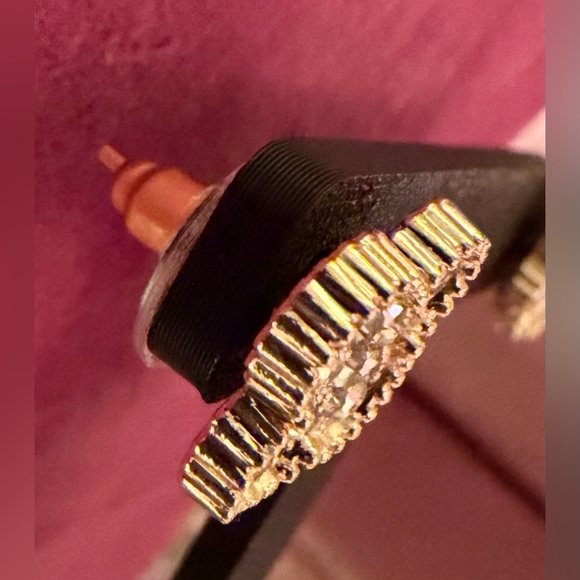 Gold Crystal Floral Cluster Stud Earrings - Women Jewelry - Picture 3 of 3